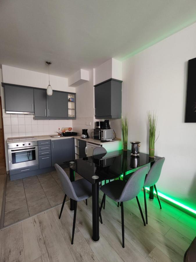 Dolce Vita Zafir Apartman Budapest Exterior photo